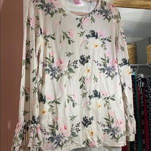 Floral ruffled sleeve layering top